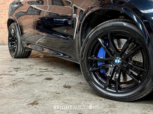 BMW X5M 4.4 V8 M-Sport F85 576pk 2015