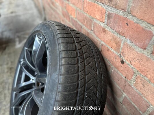 BMW X5M 4.4 V8 M-Sport F85 576pk 2015