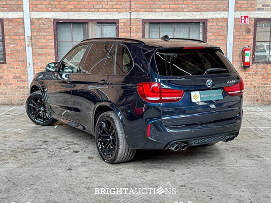 BMW X5M 4.4 V8 M-Sport F85 576pk 2015