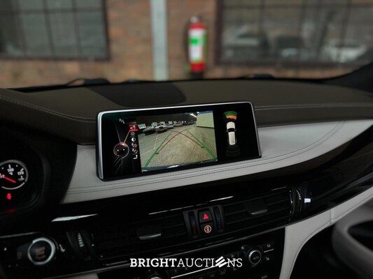 BMW X5M 4.4 V8 M-Sport F85 576pk 2015