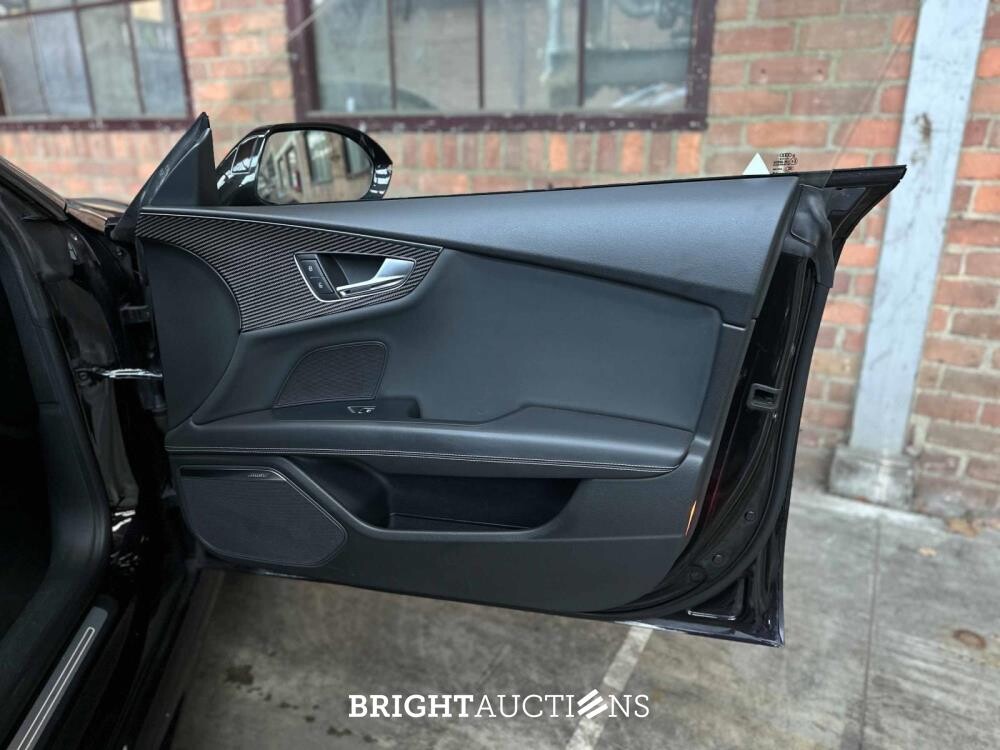 Audi RS7 Sportback 4.0 TFSI V8 Quattro (CARBON) Pro Line Plus 560hp 2014, L-401-XJ