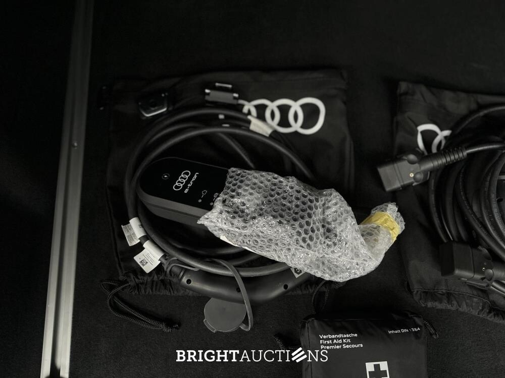 Audi Q7 60 TFSI e Quattro 489pk Pro Line S Competition S-Line 2023 Plug-In Hybrid, T-664-RT 