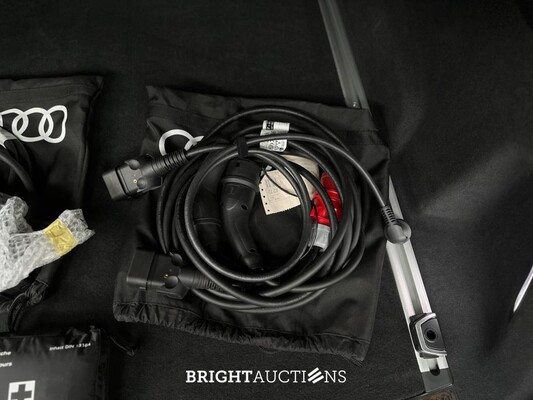 Audi Q7 60 TFSI e Quattro 489pk Pro Line S Competition S-Line 2023 Plug-In Hybrid, T-664-RT