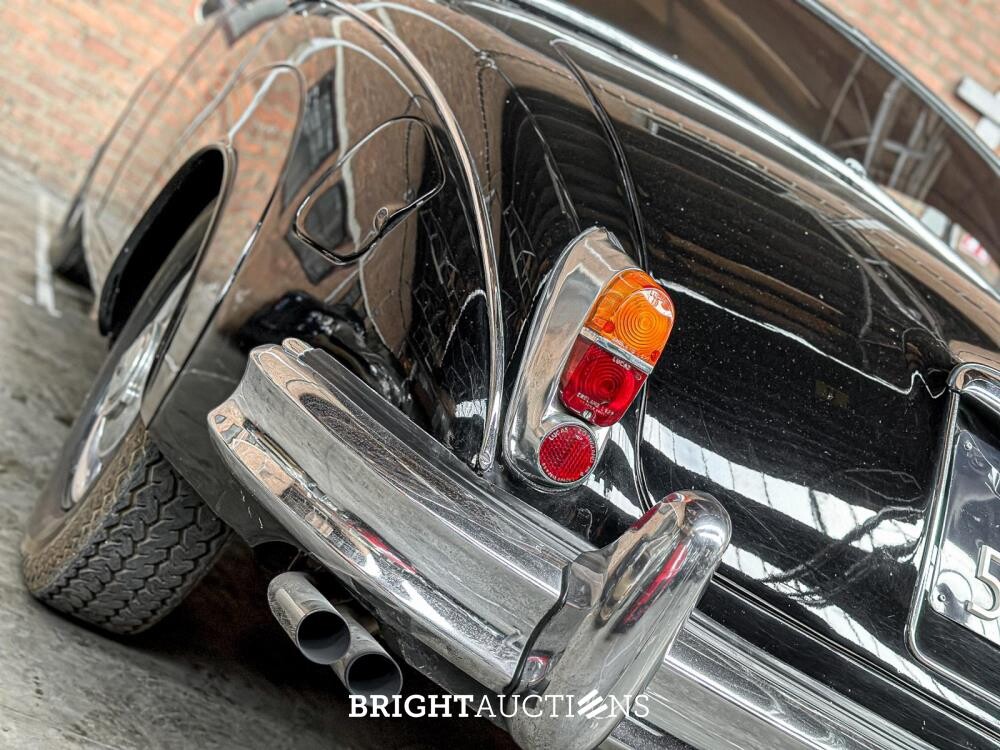 Jaguar MKII 2.4 inline-six -Overdrive- 120pk 1962 Mark 2 , HL-57-LJ