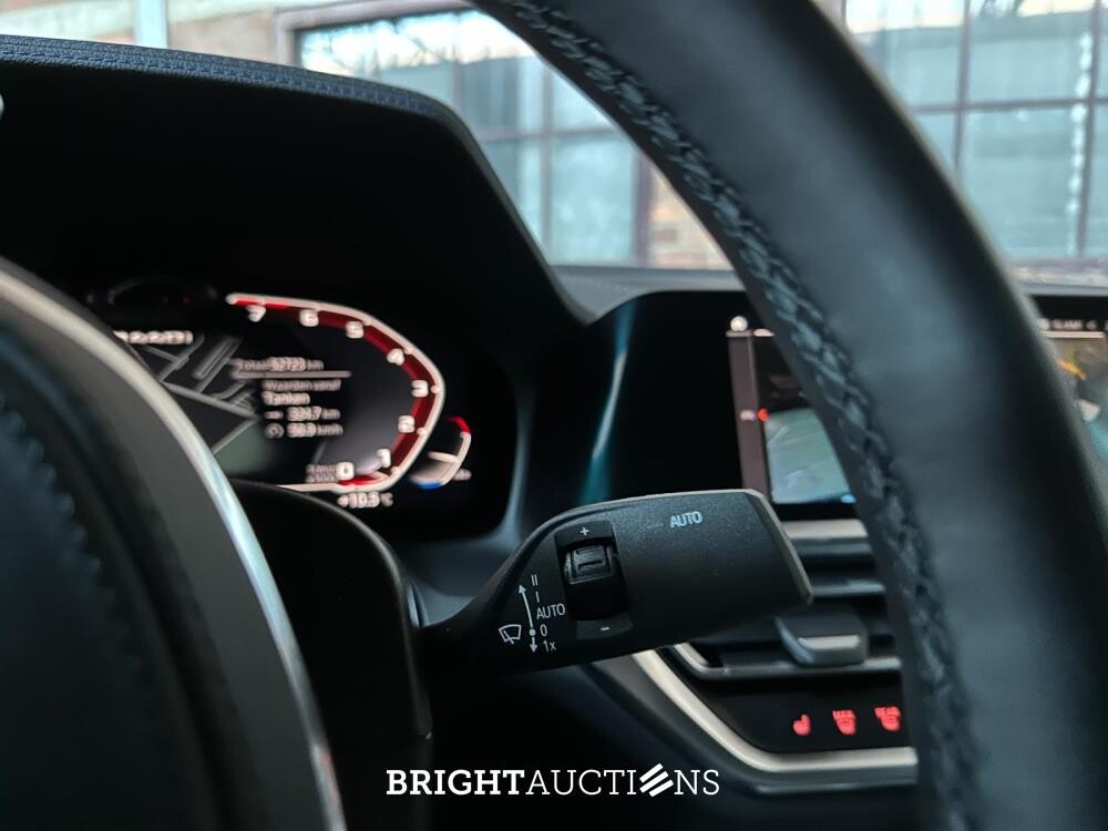 BMW M440i xDrive High Executive Coupe 4-Serie (origineel-NL),374pk 2021, NL-kenteken