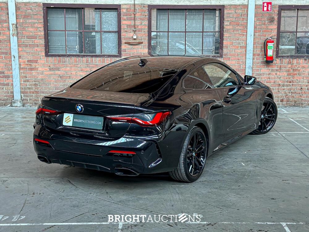 BMW M440i xDrive High Executive Coupe 4-Serie (origineel-NL),374pk 2021, NL-kenteken