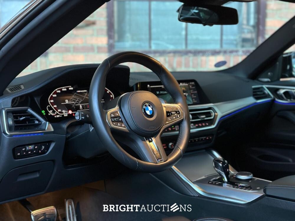 BMW M440i xDrive High Executive Coupe 4-Serie (origineel-NL),374pk 2021, NL-kenteken