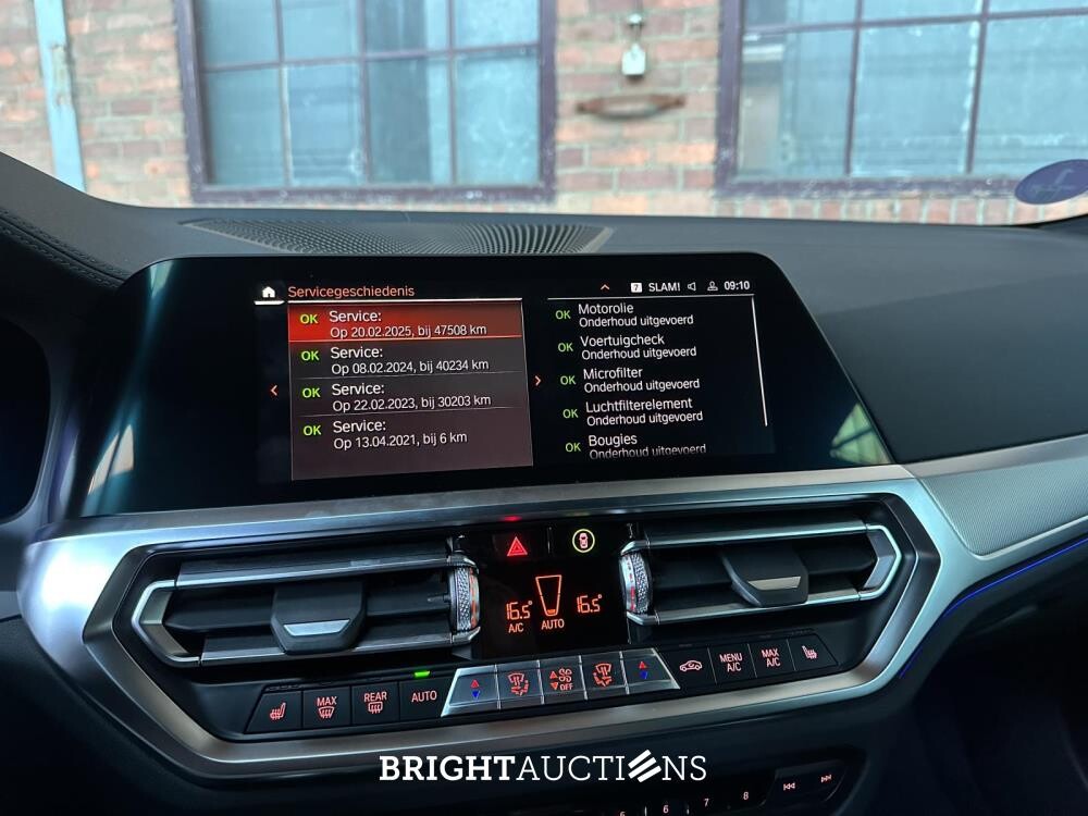 BMW M440i xDrive High Executive Coupe 4-Serie (origineel-NL),374pk 2021, NL-kenteken