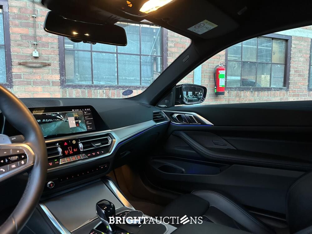 BMW M440i xDrive High Executive Coupe 4-Serie (origineel-NL),374pk 2021, NL-kenteken