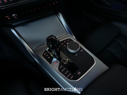 BMW M440i xDrive High Executive Coupe 4-Serie (origineel-NL),374pk 2021, NL-kenteken