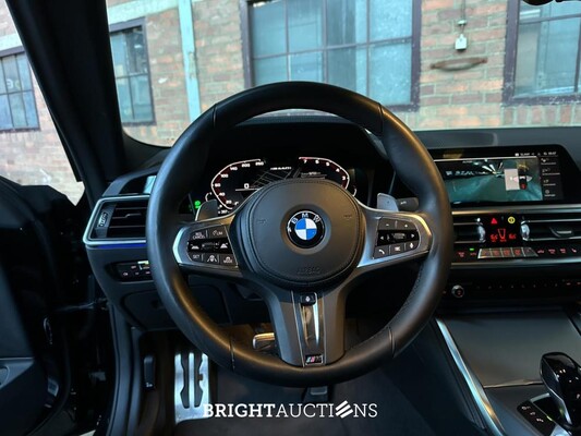 BMW M440i xDrive High Executive Coupe 4-Serie (origineel-NL),374pk 2021, NL-kenteken