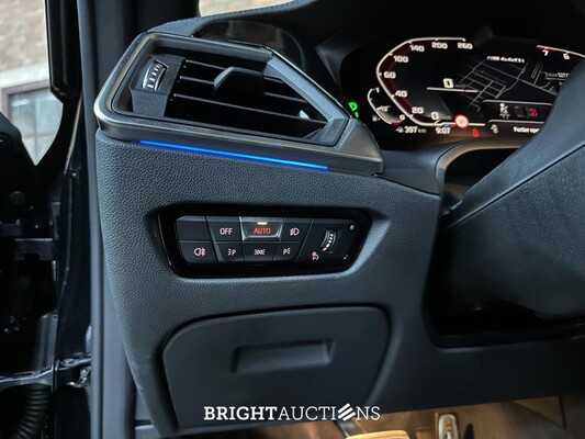 BMW M440i xDrive High Executive Coupe 4-Serie (origineel-NL),374pk 2021, NL-kenteken