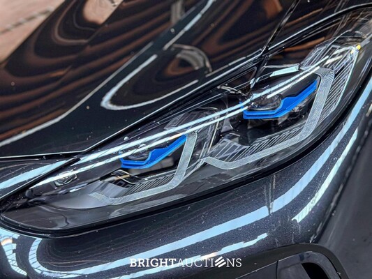 BMW M440i xDrive High Executive Coupe 4-Serie (origineel-NL),374pk 2021, NL-kenteken
