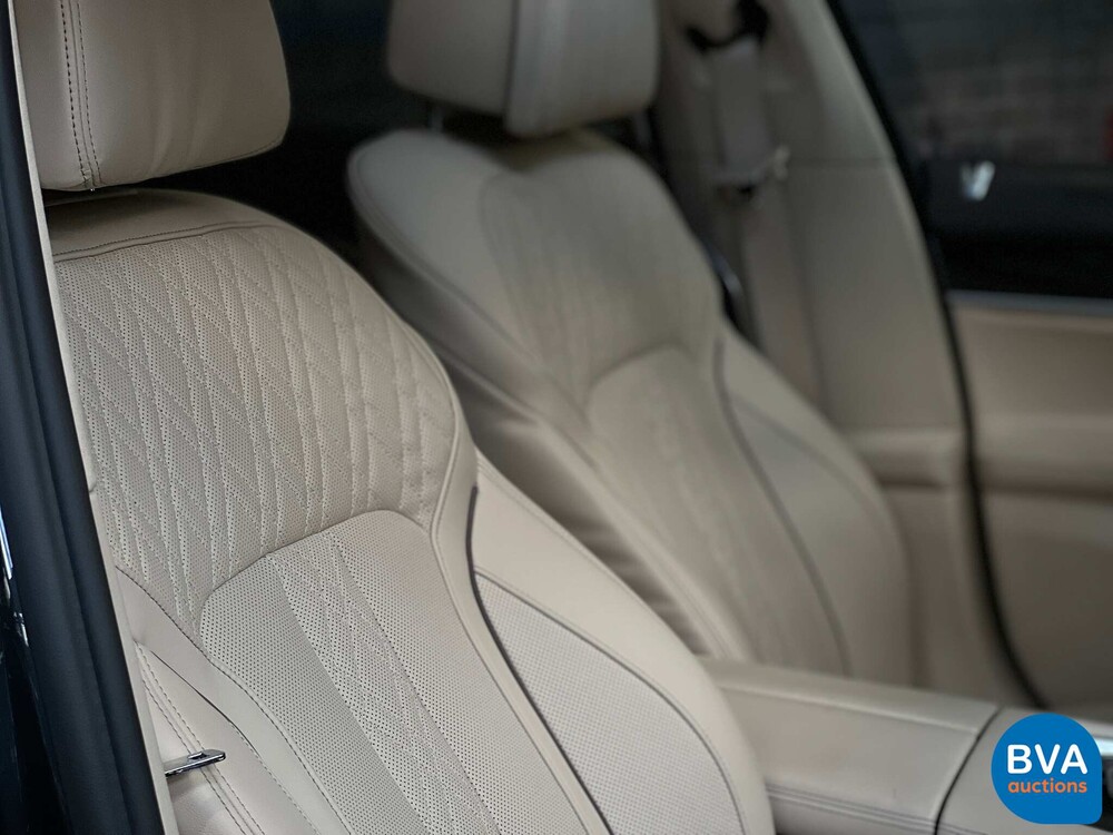 BMW M760Li xDrive M-Sport V12 7er LANG 609pk 2016 G12, L-128-BS.