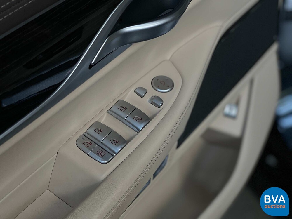 BMW M760Li xDrive M-Sport V12 7er LANG 609pk 2016 G12, L-128-BS.