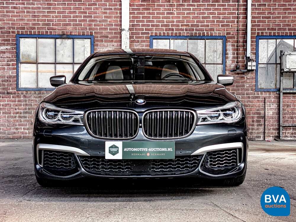 BMW M760Li xDrive M-Sport V12 7er LANG 609pk 2016 G12, L-128-BS.