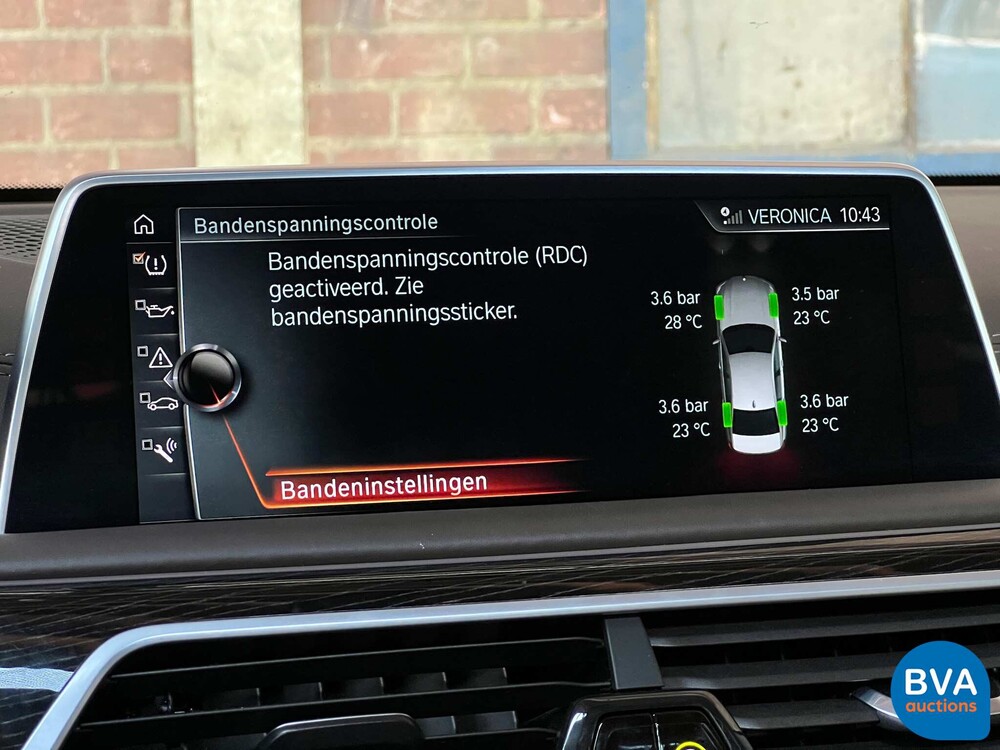 BMW M760Li xDrive M-Sport V12 7er LANG 609pk 2016 G12, L-128-BS.