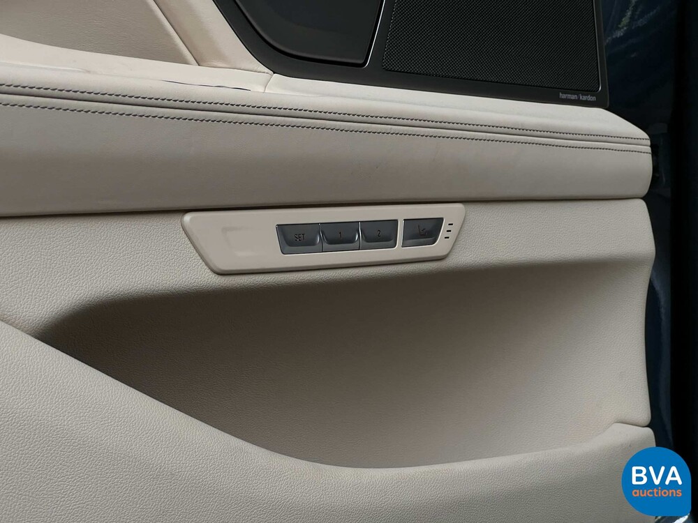 BMW M760Li xDrive M-Sport V12 7er LANG 609pk 2016 G12, L-128-BS.