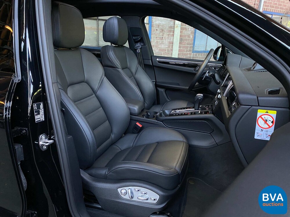 Porsche Macan S2.9 380 PS Modelljahr 2022.