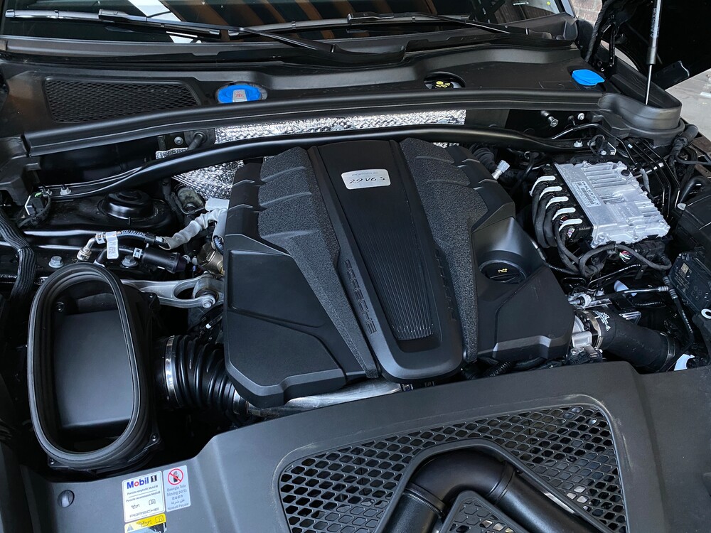 Porsche Macan S2.9 380 PS Modelljahr 2022.