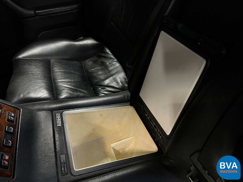 BMW 750iL Highline 7er 5.0 V12 300 PS E32 1992.