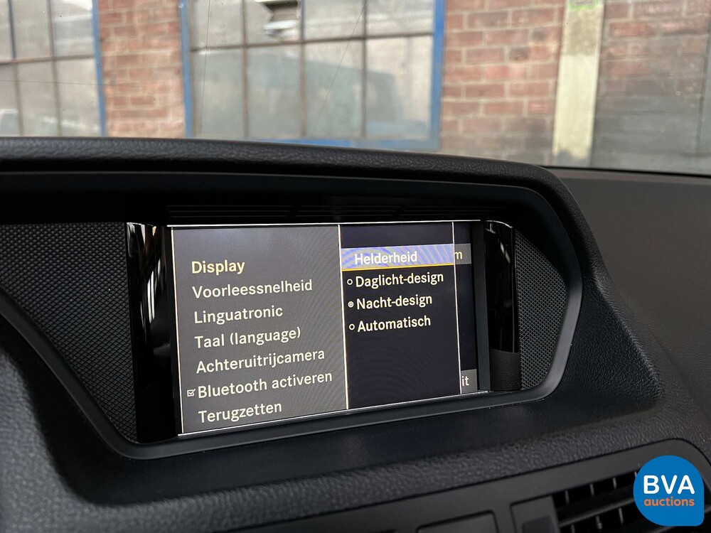 Mercedes-Benz E200 Cabriolet 184 PS E-Klasse 2011, 60-ZDJ-7.