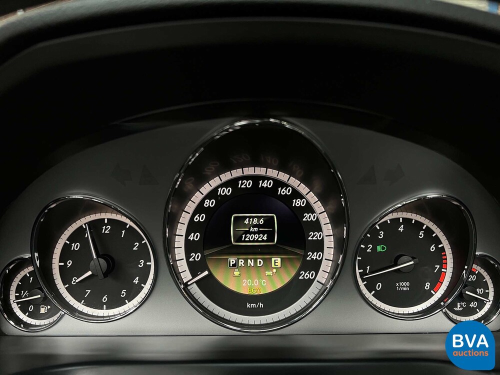 Mercedes-Benz E200 Cabriolet 184 PS E-Klasse 2011, 60-ZDJ-7.