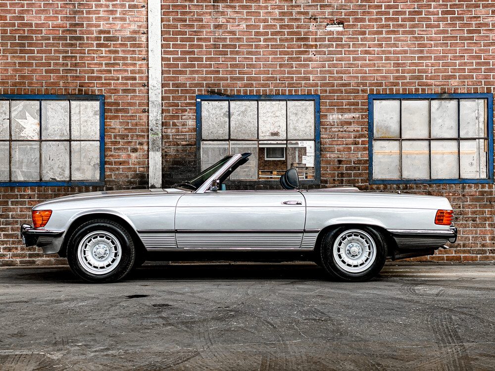Mercedes-Benz 450SL R107 Roadster 4.5 218 PS SL-Klasse 1973, 23-YA-01.