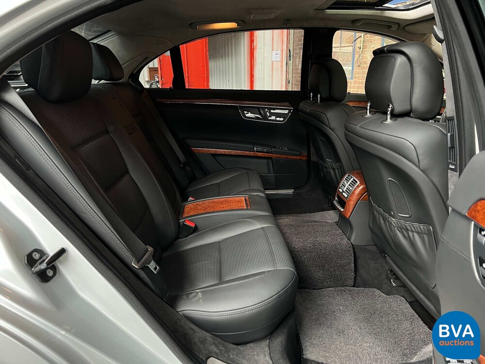 Mercedes Benz S65 AMG Lang 6.0 V12 M275 BiTurbo 612pk 2007 -YOUNGTIMER-.