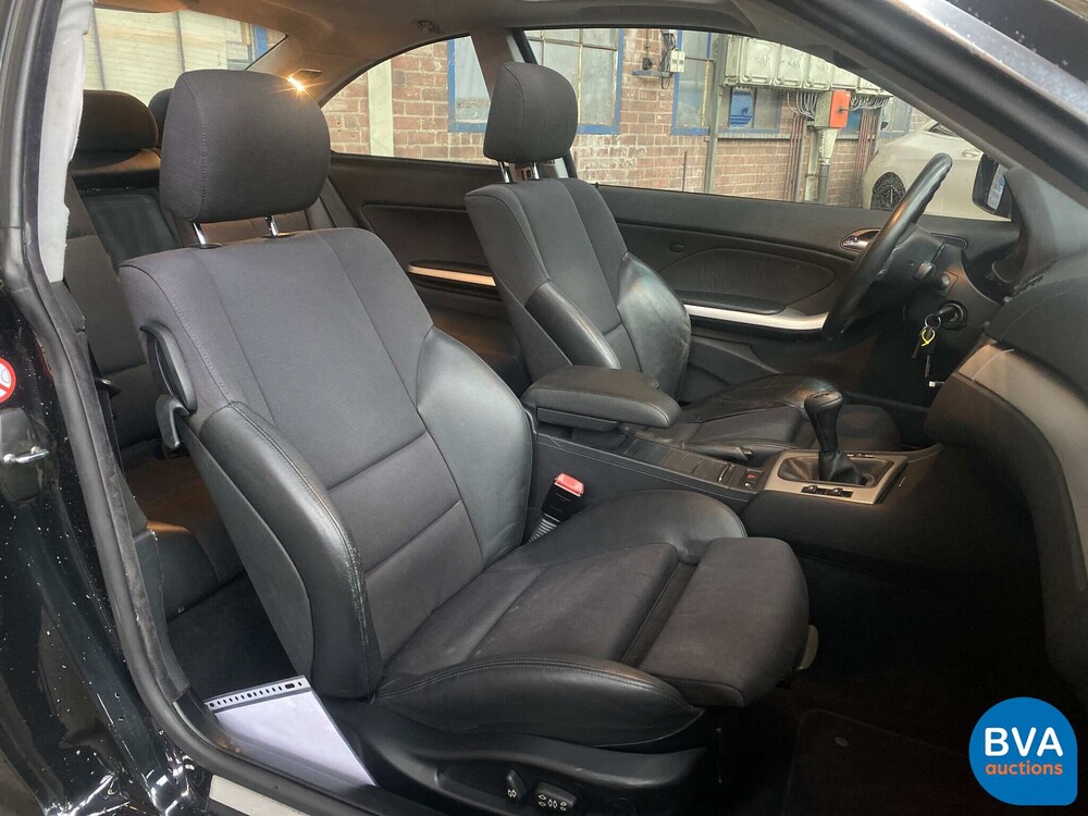 BMW 325Ci Executive Coupé 192pk 3er 2004, JK-513-X.