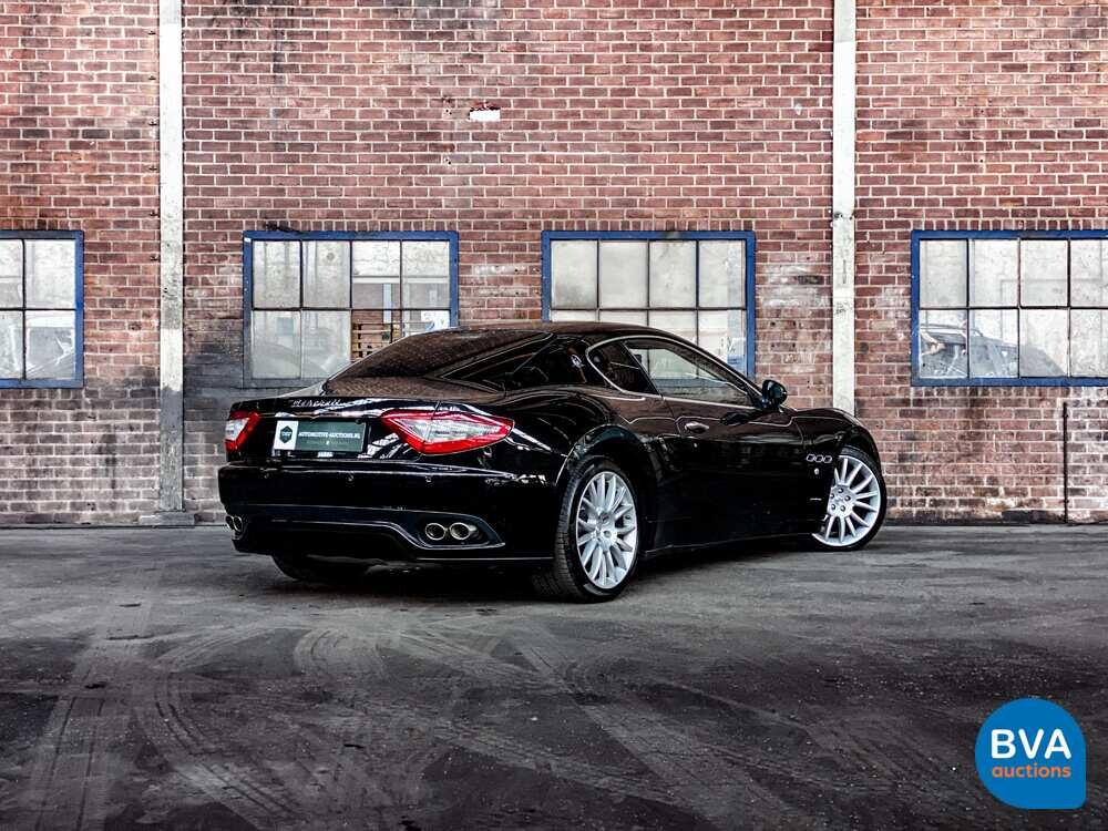 Maserati Granturismo 4.2 V8 405 PS 2008.