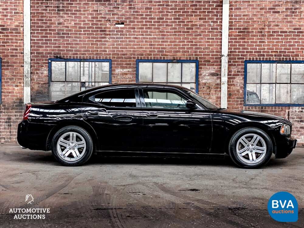 Dodge Charger 5.7 V8 Hemi 2006.