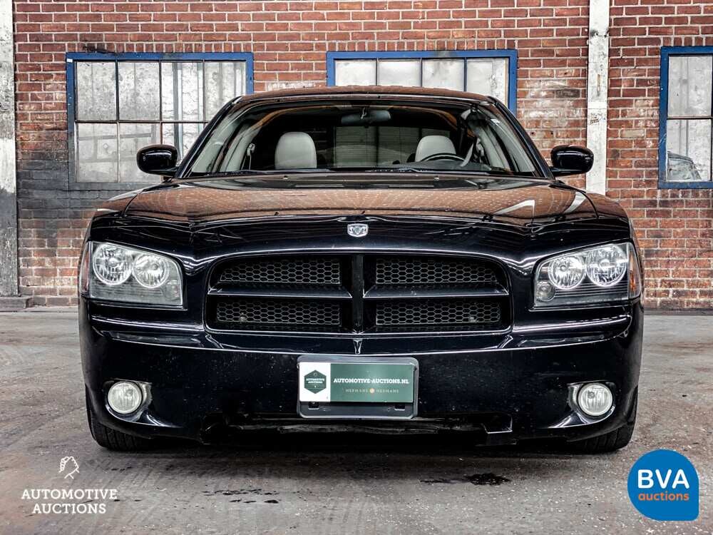Dodge Charger 5.7 V8 Hemi 2006.