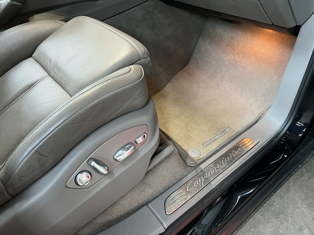 Porsche Cayenne 4.8 Turbo 500 PS 2010, RZ-707-X.