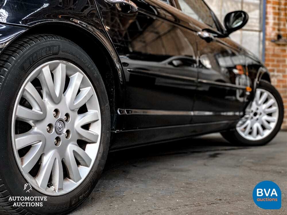 Jaguar XJ3.5 V8 Automatik 258 PS Org.NL 2004, 32-NV-FX.
