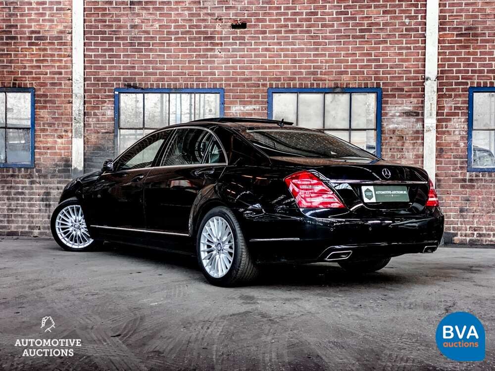 Mercedes-Benz S400 Hybrid LANG S-Klasse PRESTIGE PLUS Facelift 2010 279 PS, 70-NNT-2.