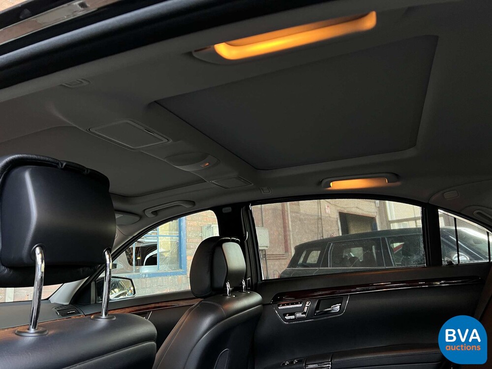 Mercedes-Benz S400 Hybrid LANG S-Klasse PRESTIGE PLUS Facelift 2010 279 PS, 70-NNT-2.