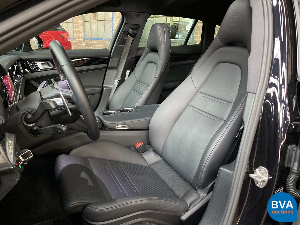 Porsche Panamera E-Hybrid Sport Turismo Sportchrono 462pk 2021 -GARANTIE-.