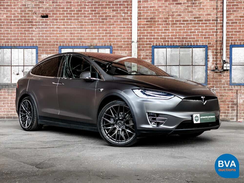 Tesla Model X 75D Base 6-Personen 333 PS 2016 - Org. NL-, ND-695-V.