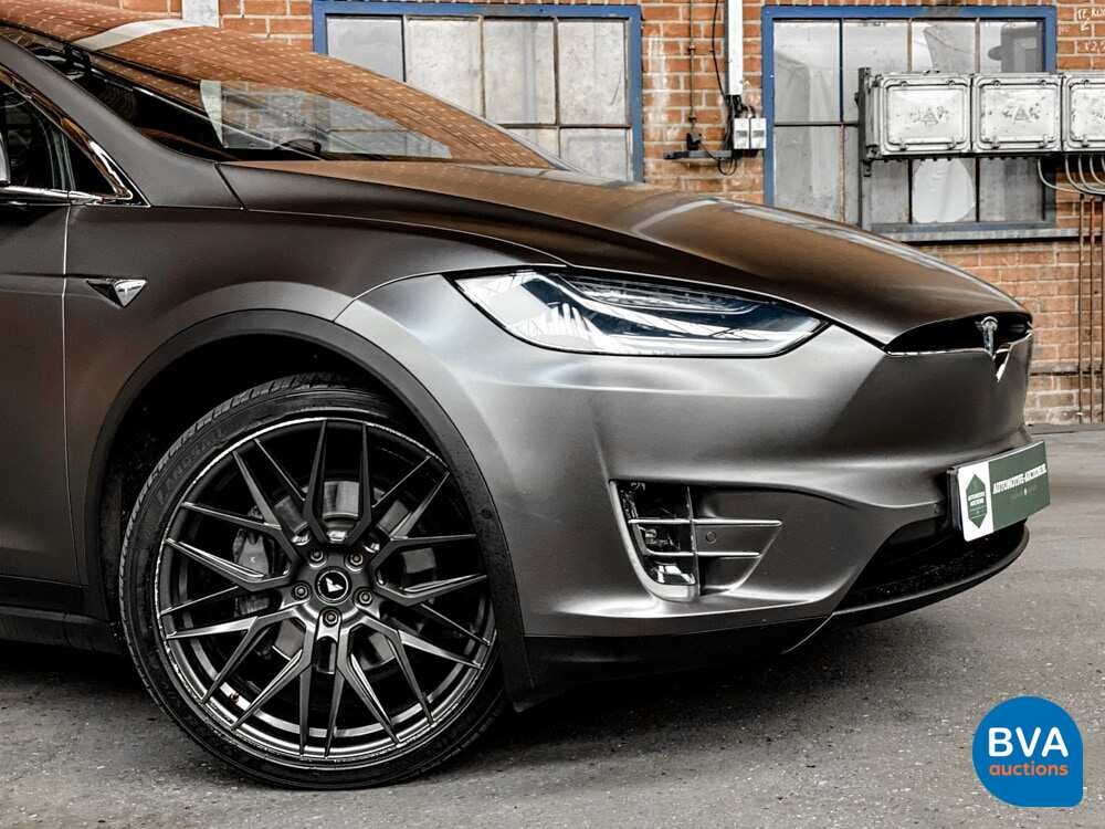 Tesla Model X 75D Base 6-Personen 333 PS 2016 - Org. NL-, ND-695-V.