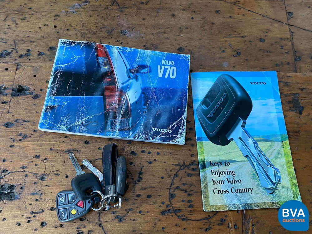 Volvo V70 2.4 AWD Comfort Line 200 PS 2001, 22-HNZ-2.