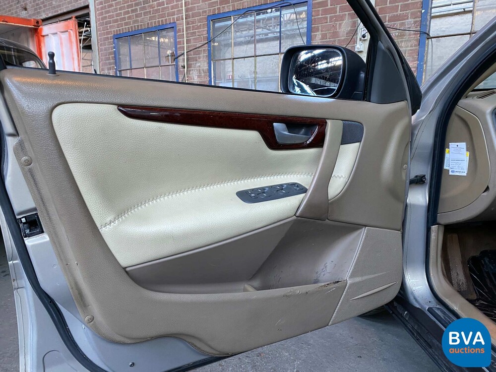 Volvo V70 2.4 AWD Comfort Line 200 PS 2001, 22-HNZ-2.