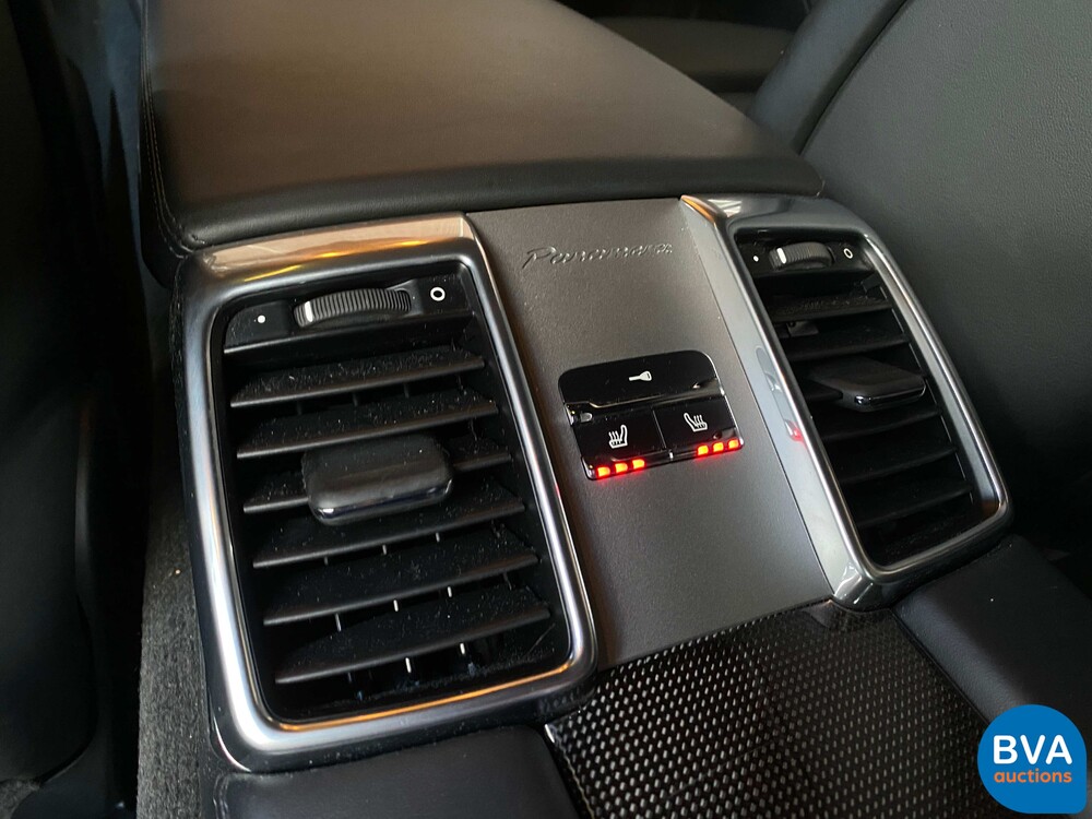 Porsche Panamera 4.8 Turbo S SportChrono 551pk 2011, XJ-976-R.
