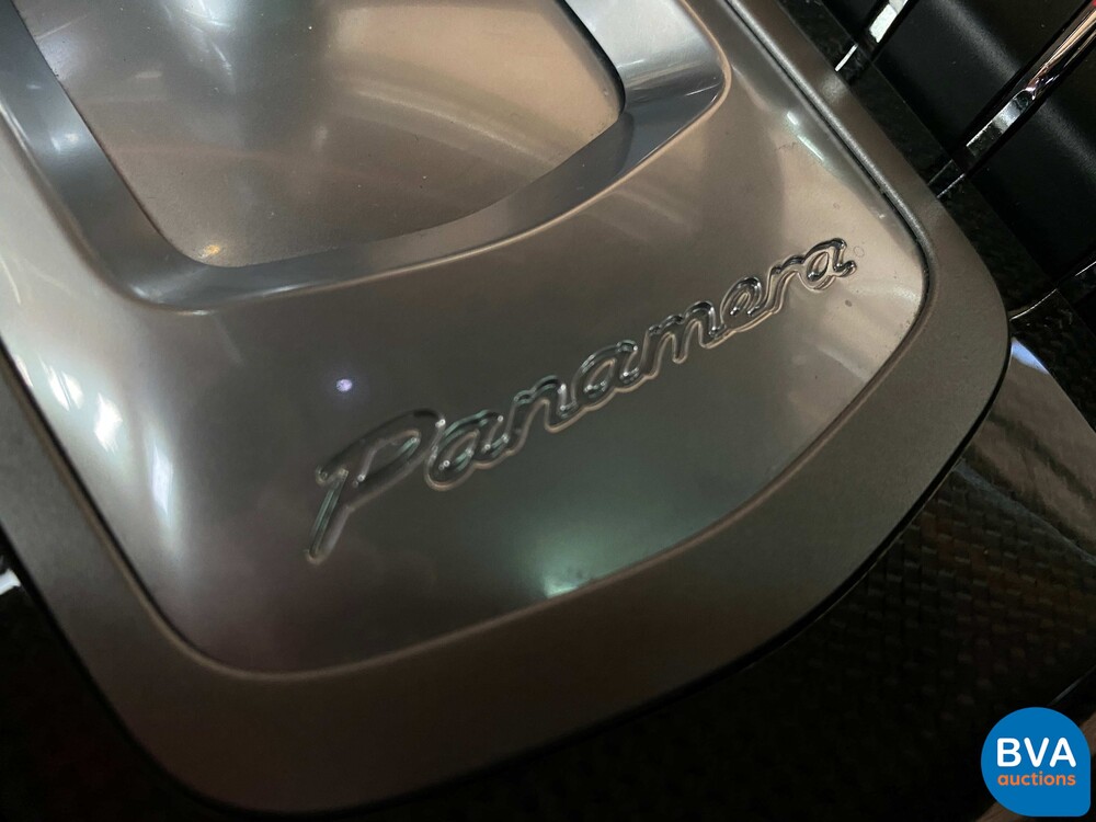 Porsche Panamera 4.8 Turbo S SportChrono 551pk 2011, XJ-976-R.