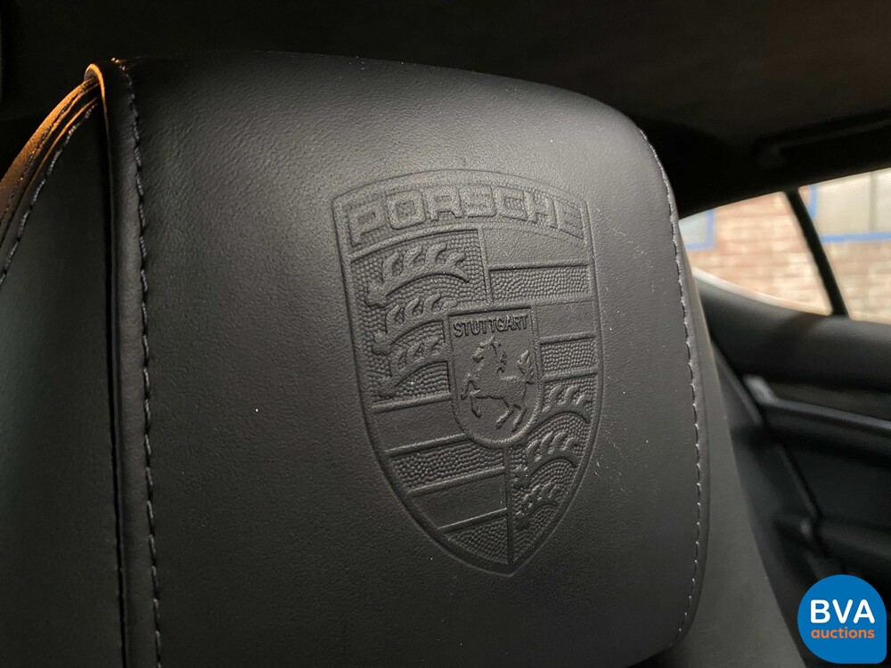 Porsche Panamera 4.8 Turbo S SportChrono 551pk 2011, XJ-976-R.