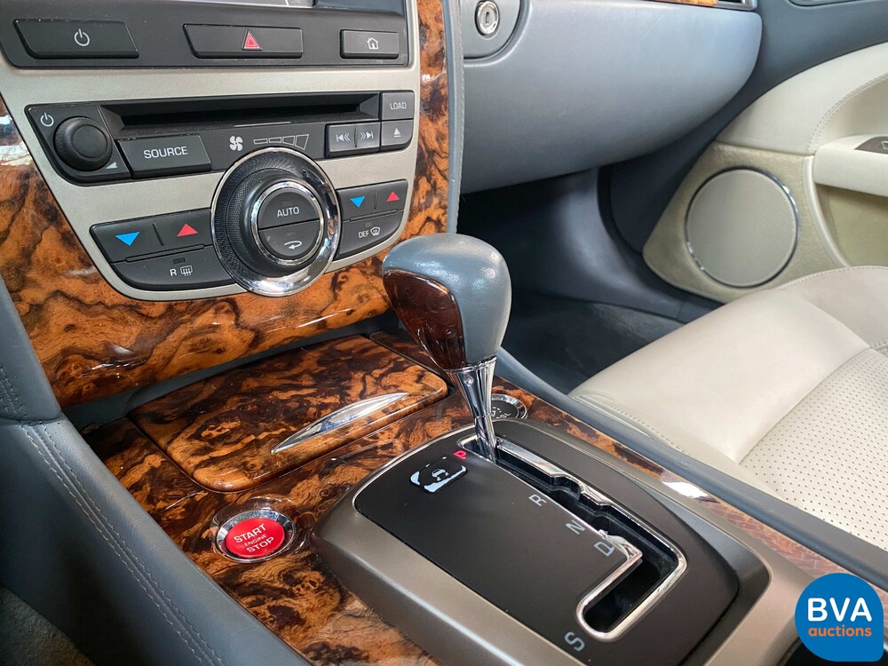 Jaguar XK Coupé 4.2 420 PS 2008.