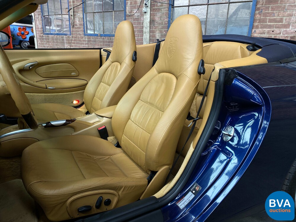 Porsche 911 Carrera Cabriolet 320PS 2002, 29-HNV-8.