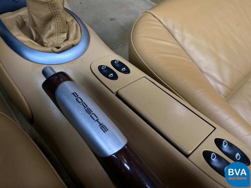 Porsche 911 Carrera Cabriolet 320PS 2002, 29-HNV-8.