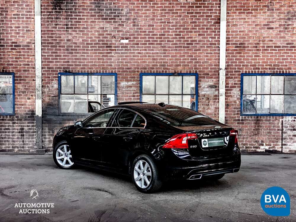 Volvo S60 2.5 t AWD Premier 254 PS 2016, N-372-NJ.