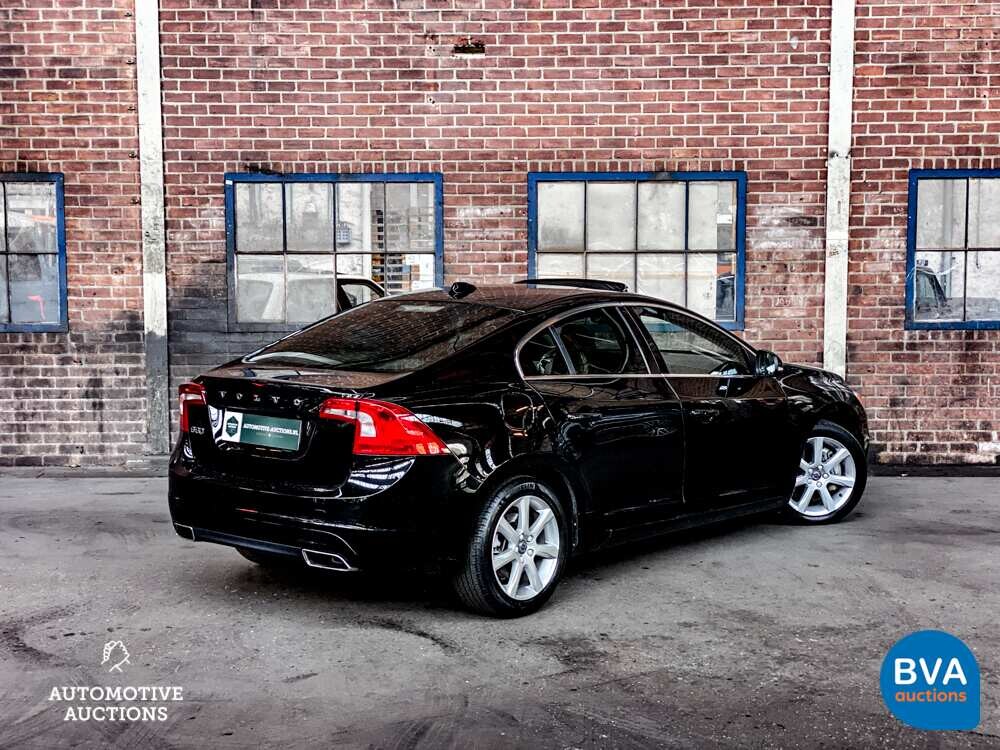 Volvo S60 2.5 t AWD Premier 254 PS 2016, N-372-NJ.